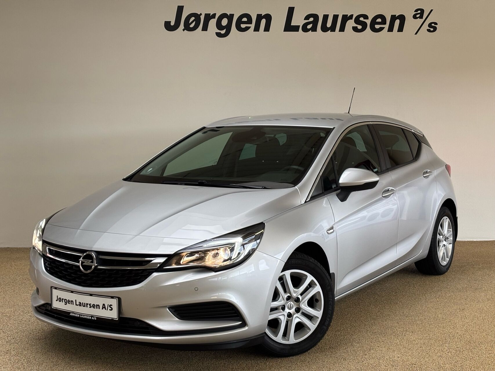 Opel Astra 1,0 Turbo Enjoy 105HK 5d