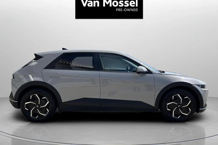 Sølv Hyundai Ioniq 5 fra 2023