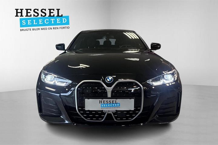 Sort BMW i4 fra 2024