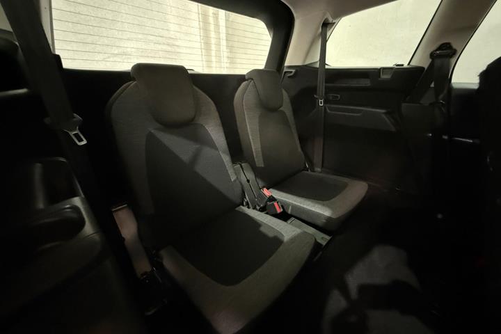undefined Citroën Grand C4 SpaceTourer fra 2021