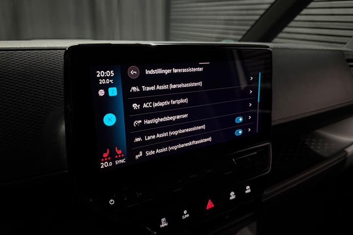 Hvid VW ID.Buzz fra 2024