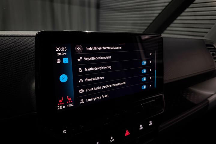 Hvid VW ID.Buzz fra 2024
