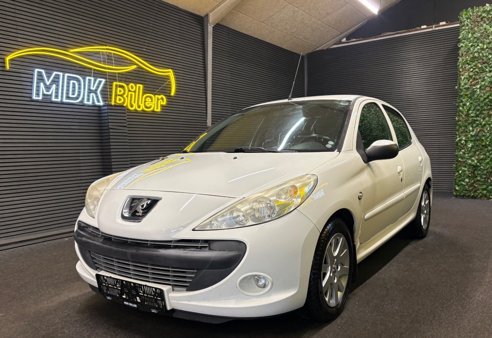 undefined Peugeot 206+ fra 2011