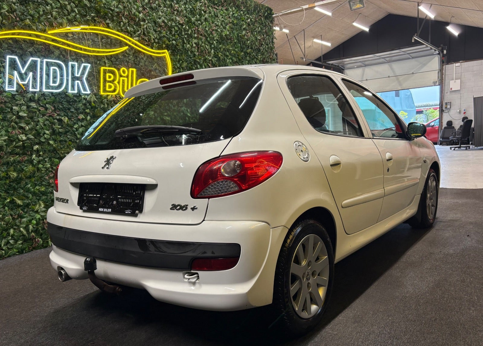 undefined Peugeot 206+ fra 2011