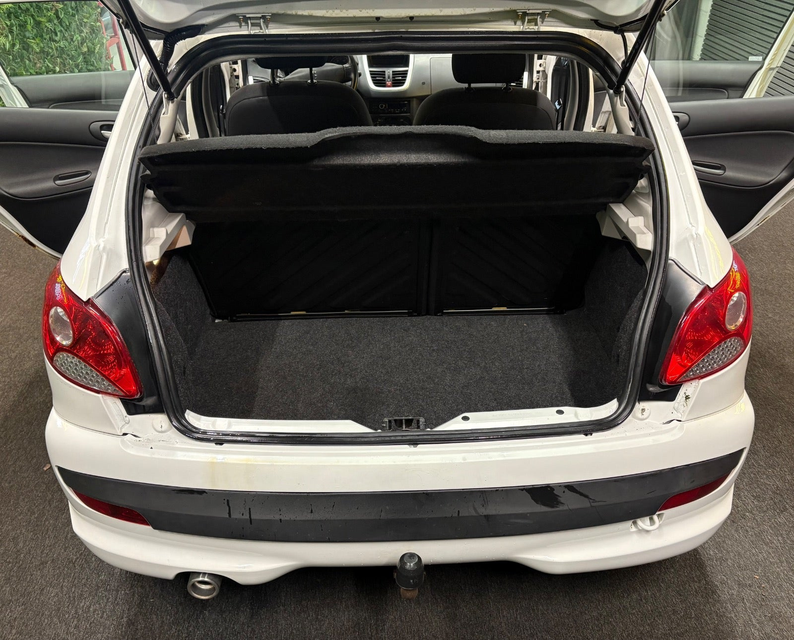undefined Peugeot 206+ fra 2011