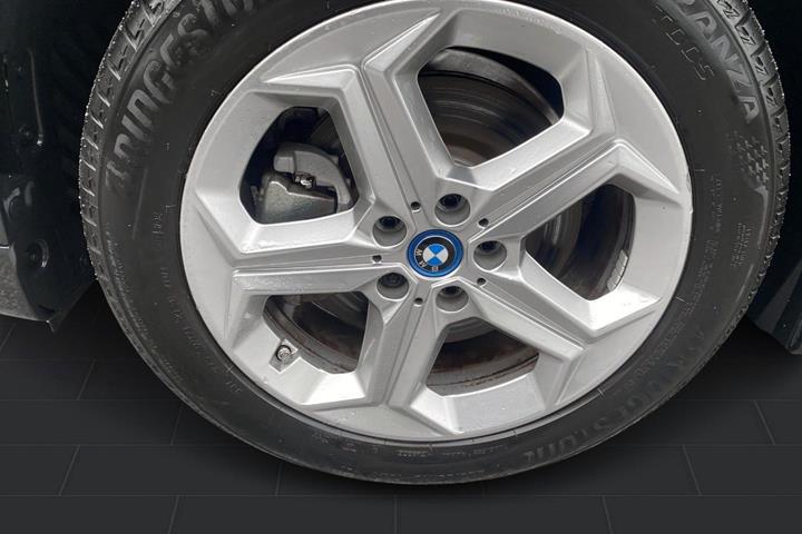 Sort BMW iX1 fra 2023