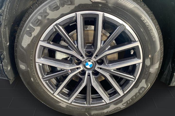 Sort BMW iX1 fra 2026