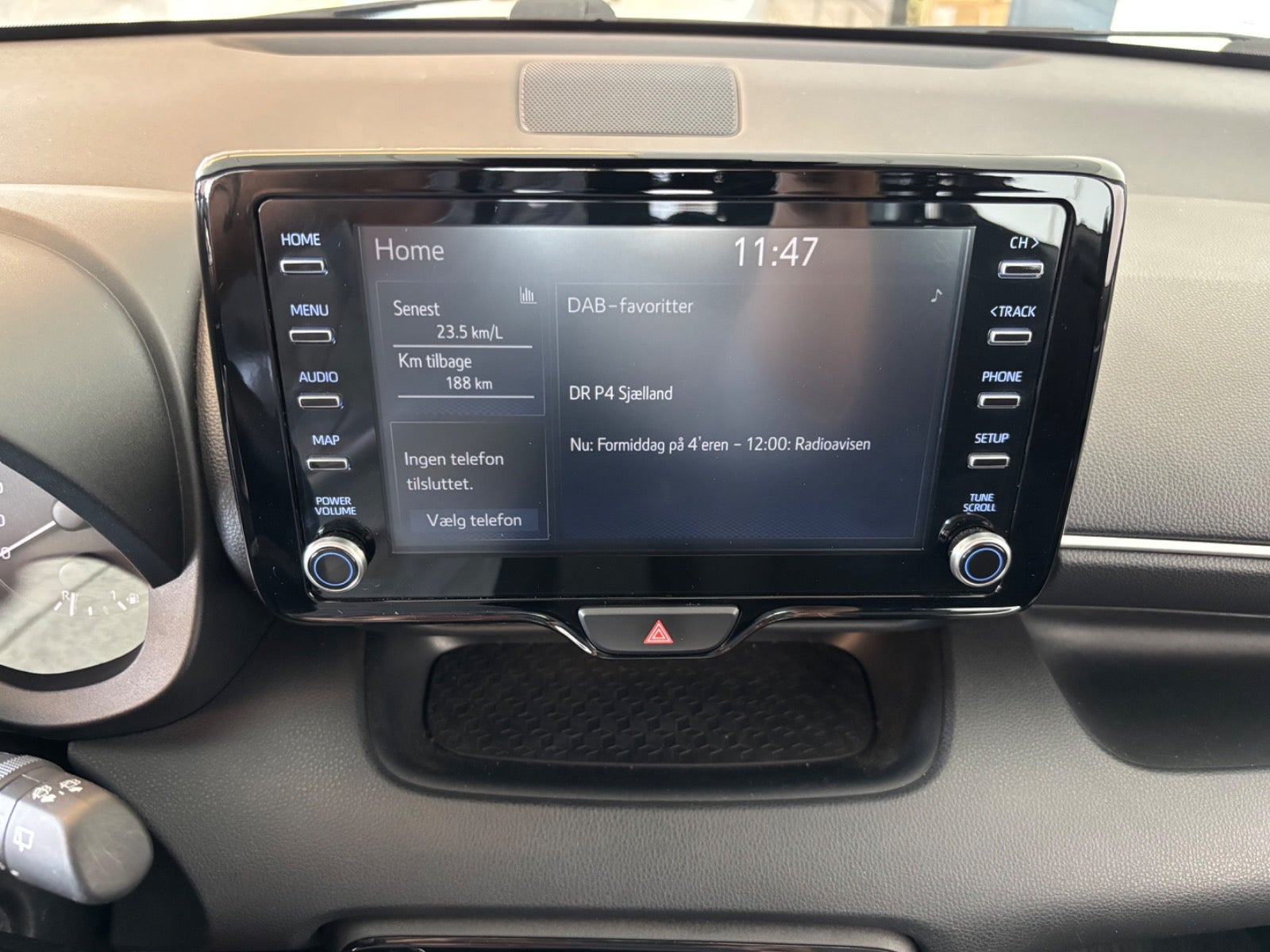 Bronze Toyota Yaris fra 2022