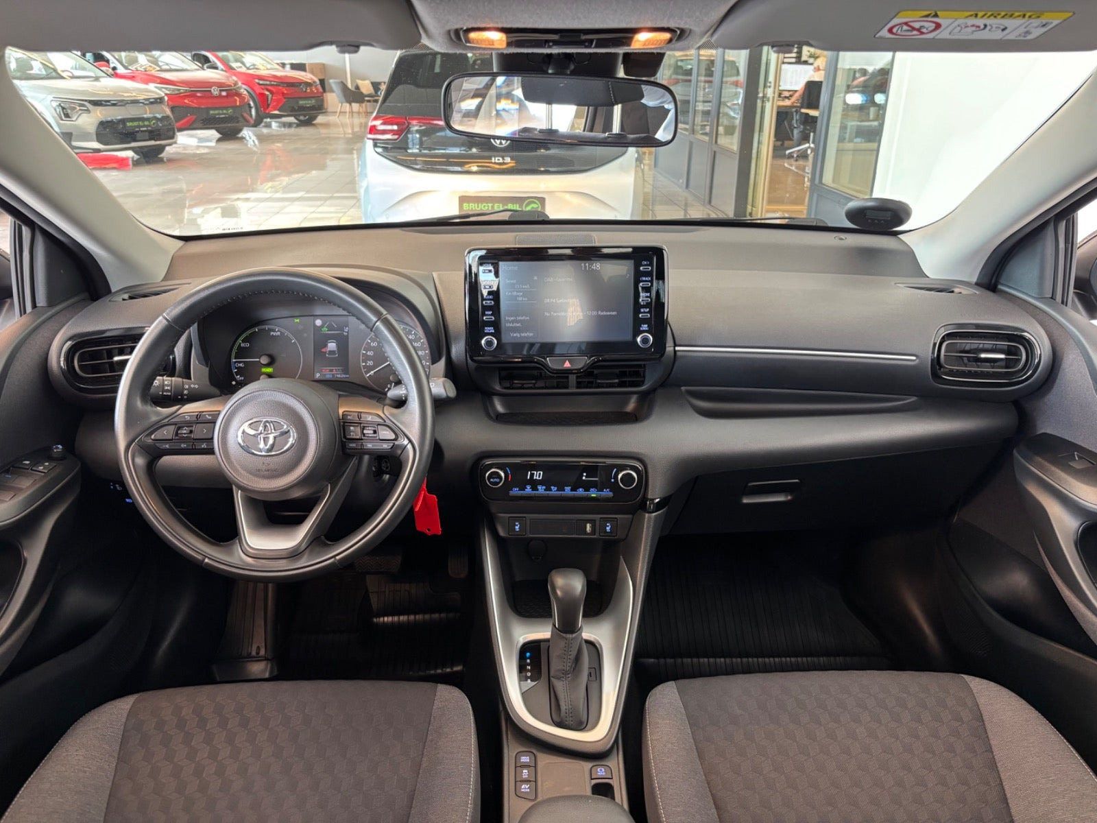 Bronze Toyota Yaris fra 2022
