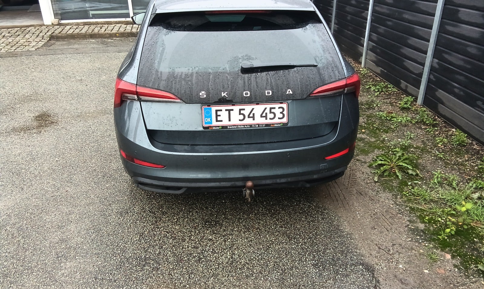 Grå Skoda Scala fra 2020