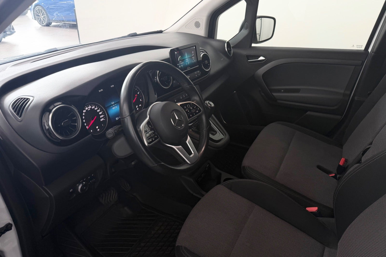 Hvid Mercedes Citan 110 fra 2022