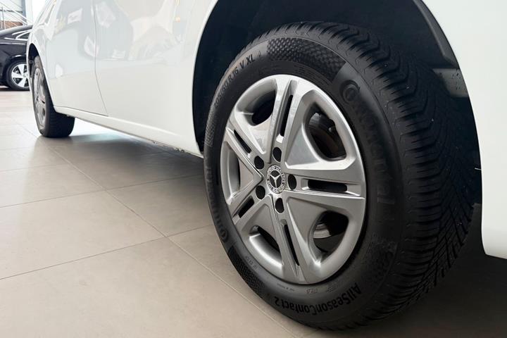 Hvid Mercedes Citan 110 fra 2022