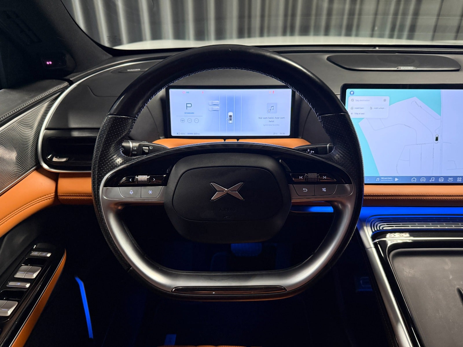 Hvid Xpeng G9 fra 2023
