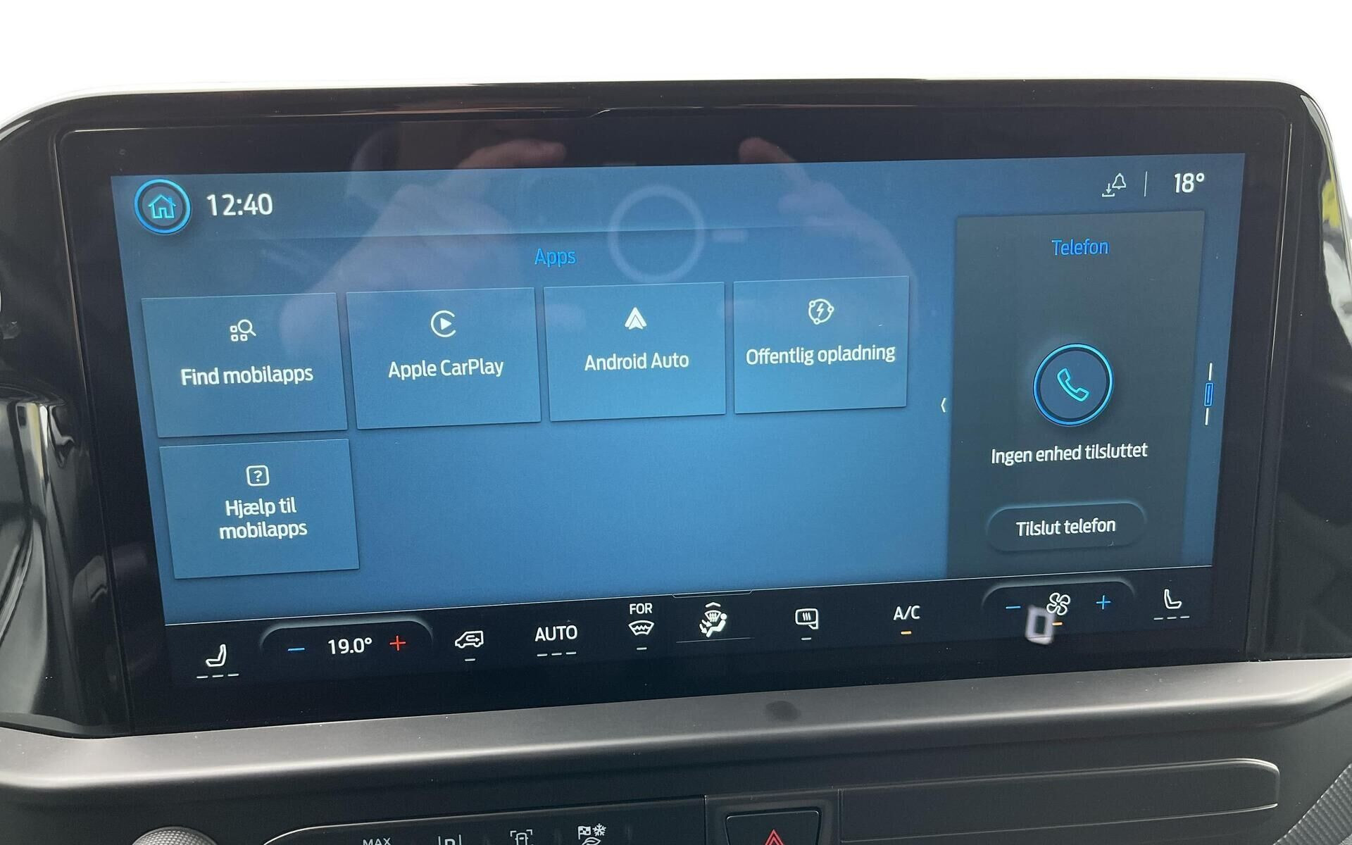 Grå Ford E-Transit Custom fra 2025
