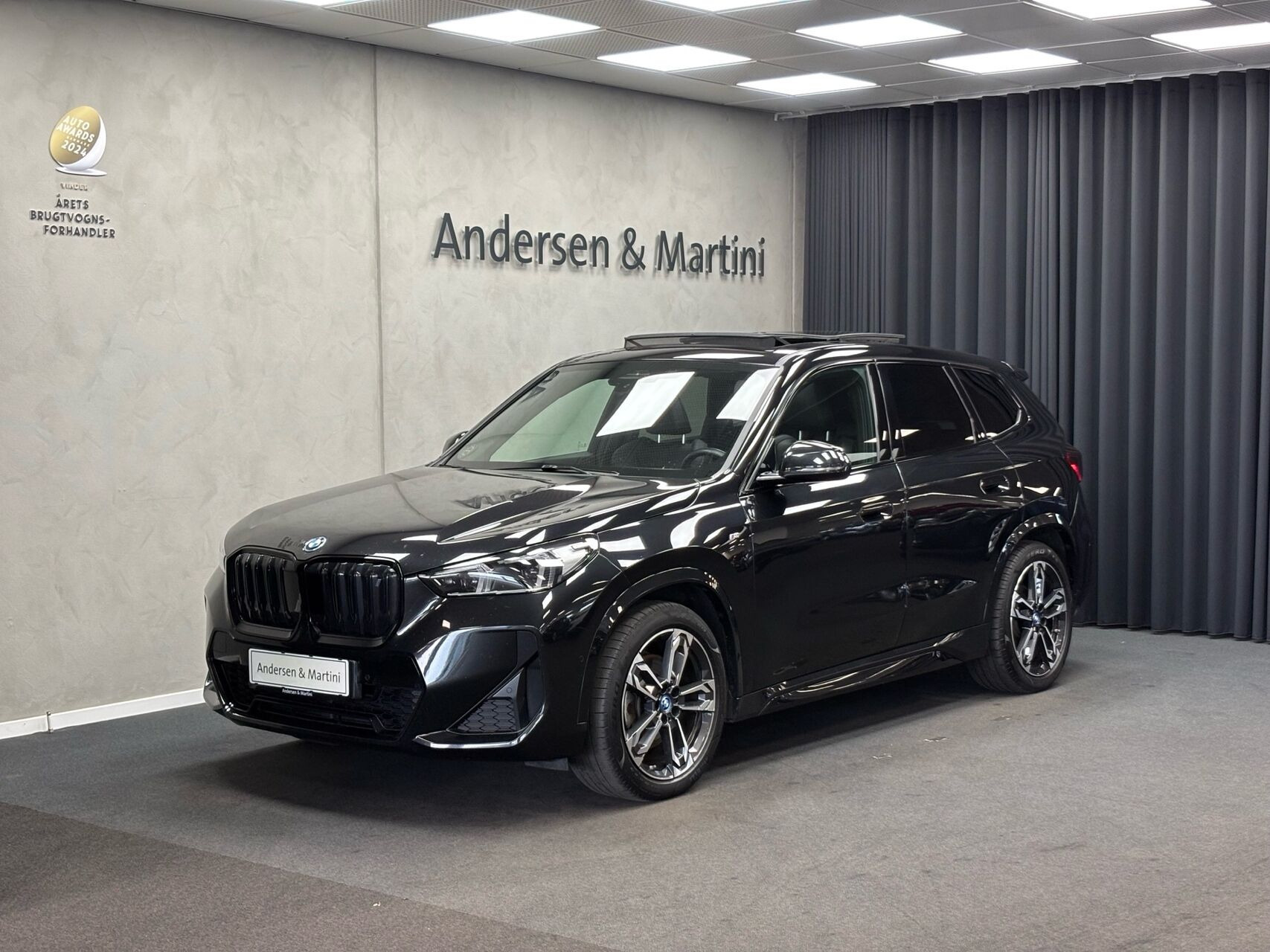BMW iX1 xDrive30 EL M-Sport 4x4 313HK 5d Aut.