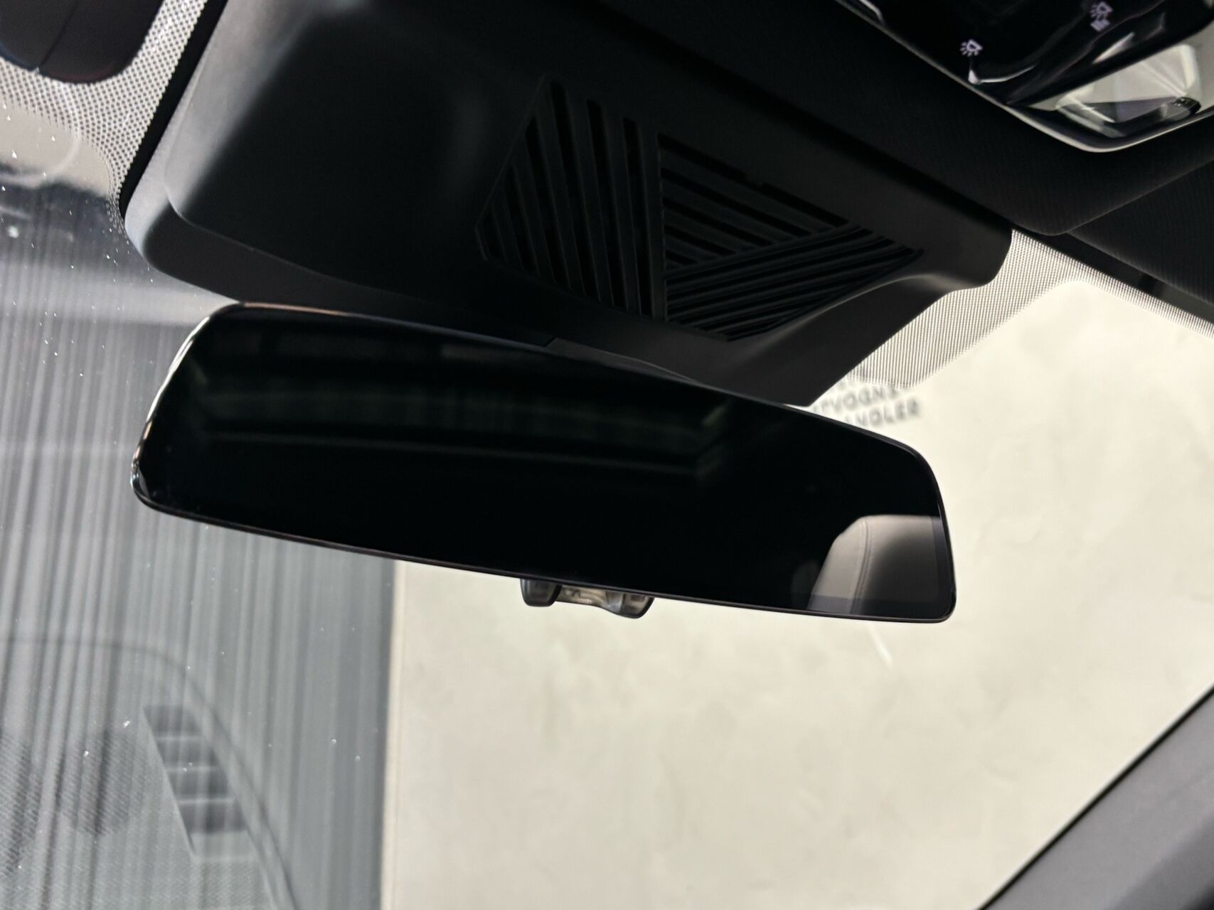 Sort BMW iX1 fra 2023