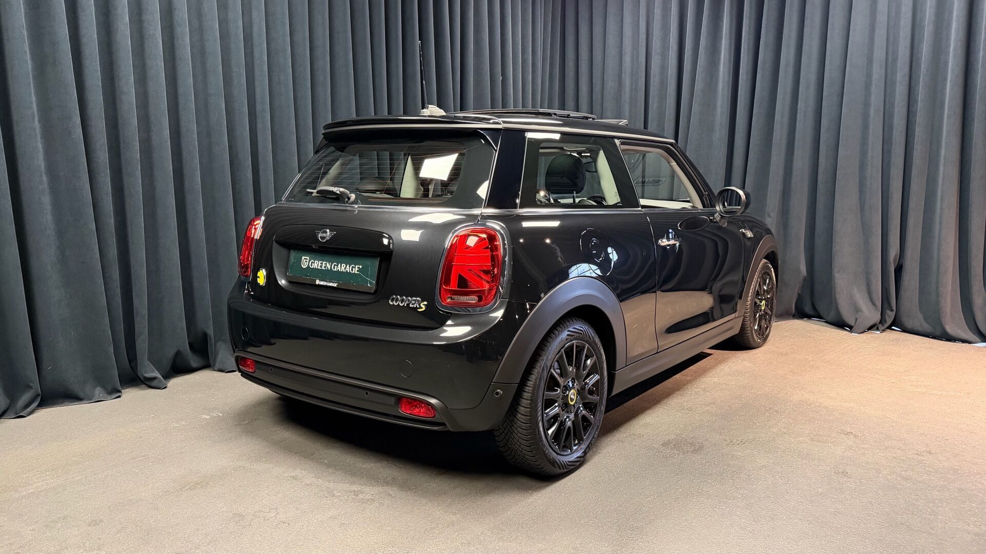 Sort Mini Cooper fra 2022
