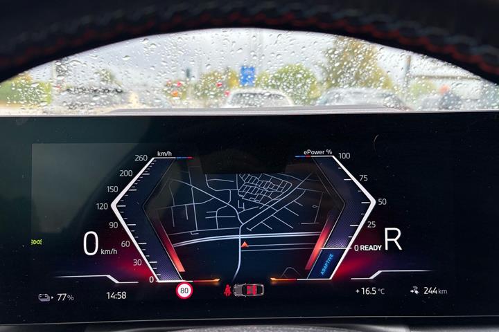 Sølv BMW i4 fra 2023