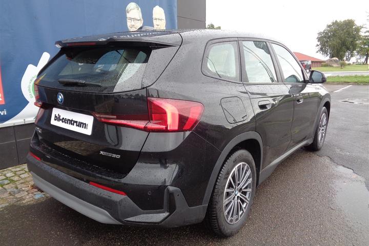 Sort BMW iX1 fra 2023