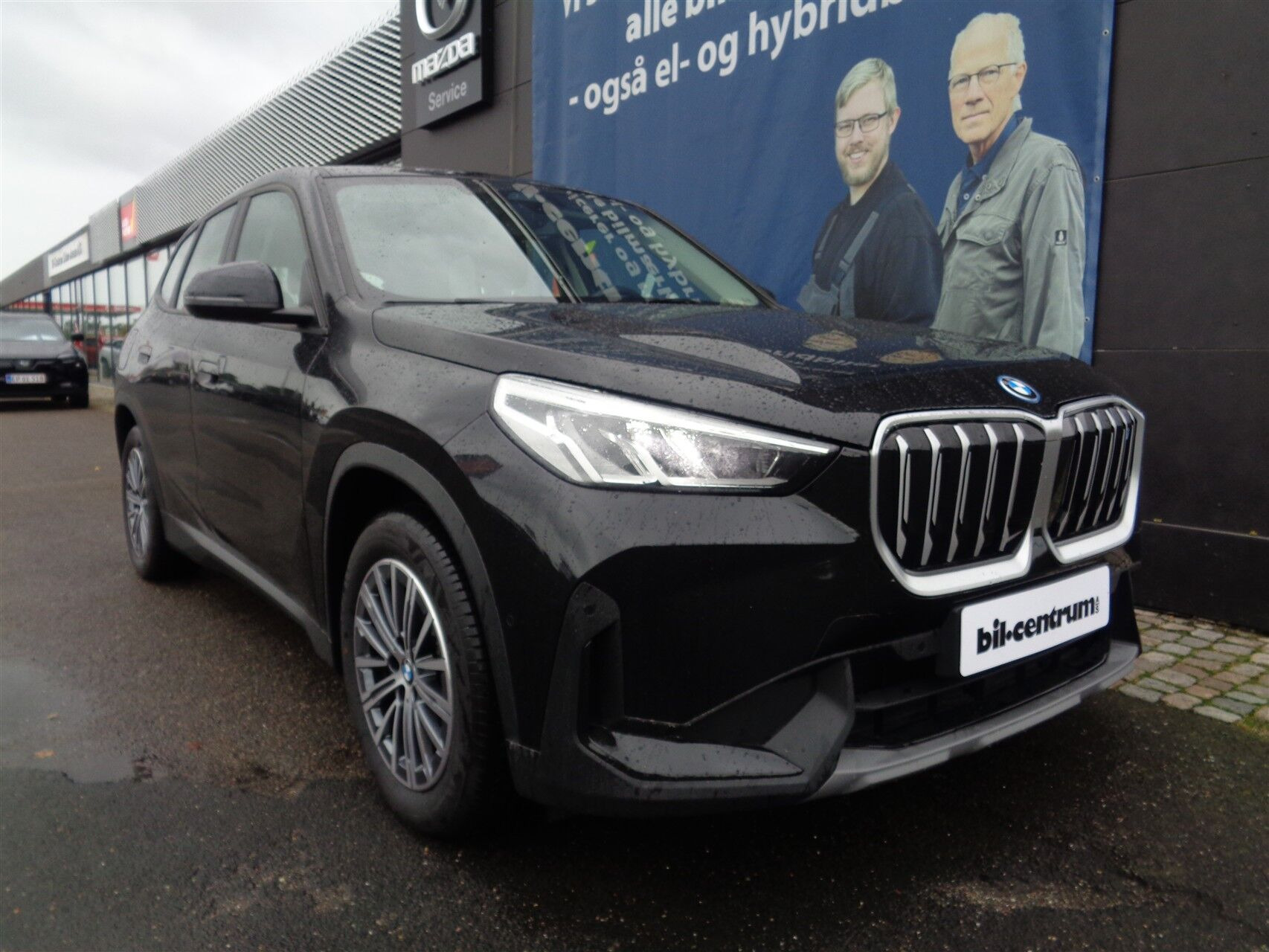 Sort BMW iX1 fra 2023