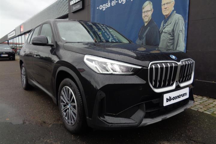 Sort BMW iX1 fra 2023
