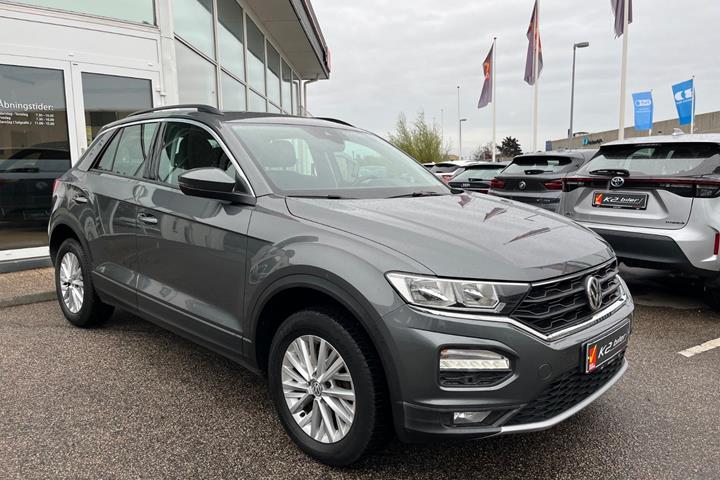 Grå VW T-Roc fra 2020