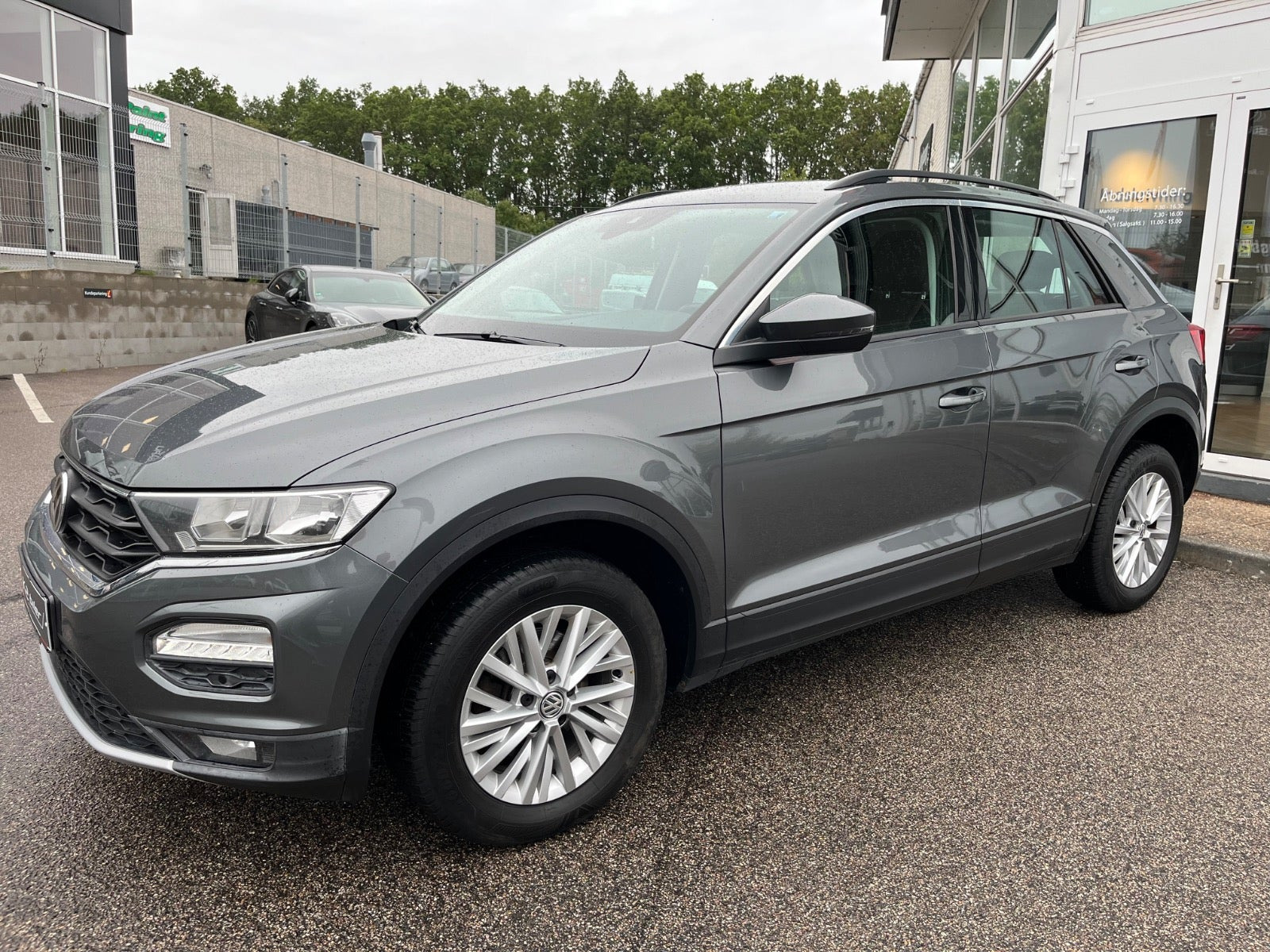 Grå VW T-Roc fra 2020