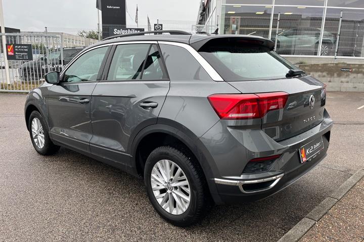 Grå VW T-Roc fra 2020