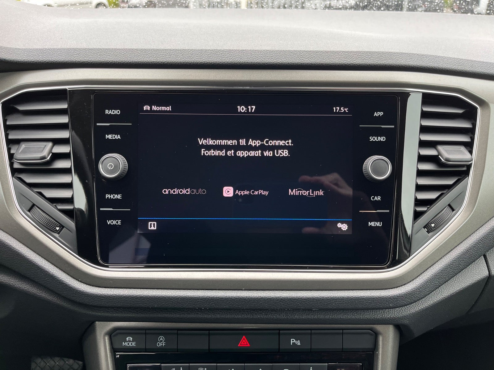 Grå VW T-Roc fra 2020