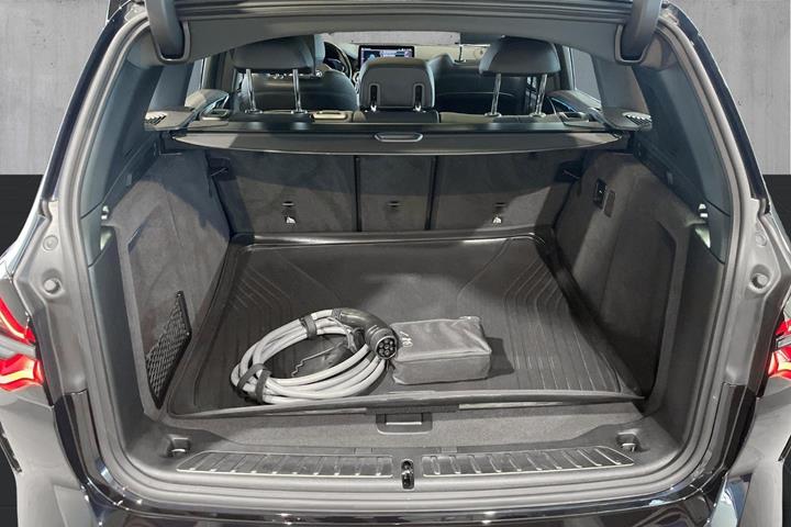 Sort BMW iX3 fra 2022