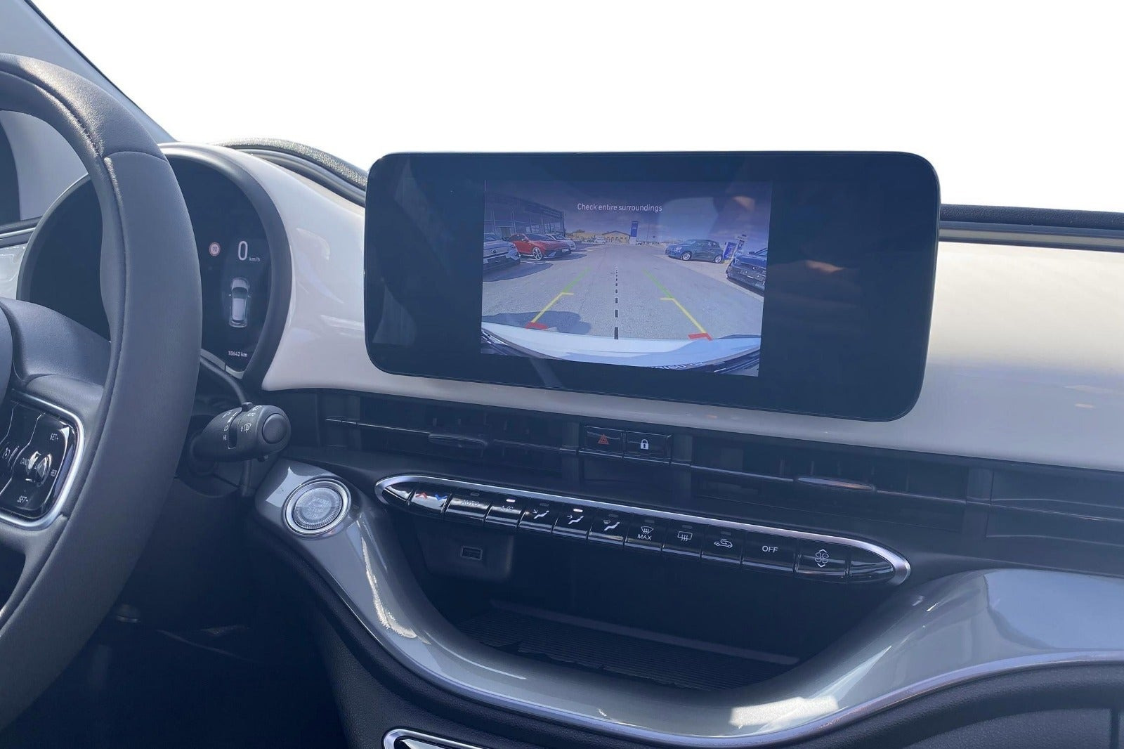 Hvid Fiat 500e fra 2023