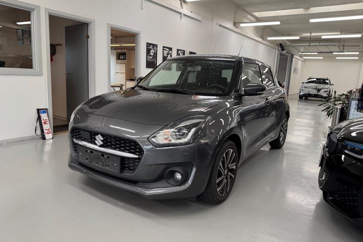 Grå Suzuki Swift fra 2020