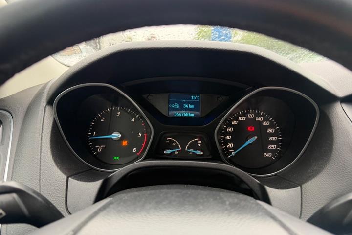 Grøn Ford Focus fra 2011