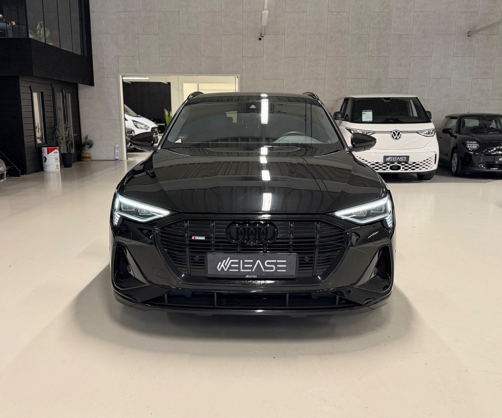Sort Audi e-tron fra 2022