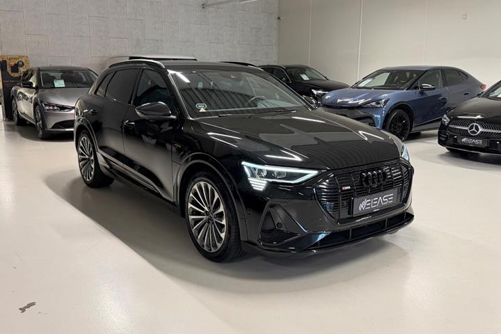 Sort Audi e-tron fra 2022