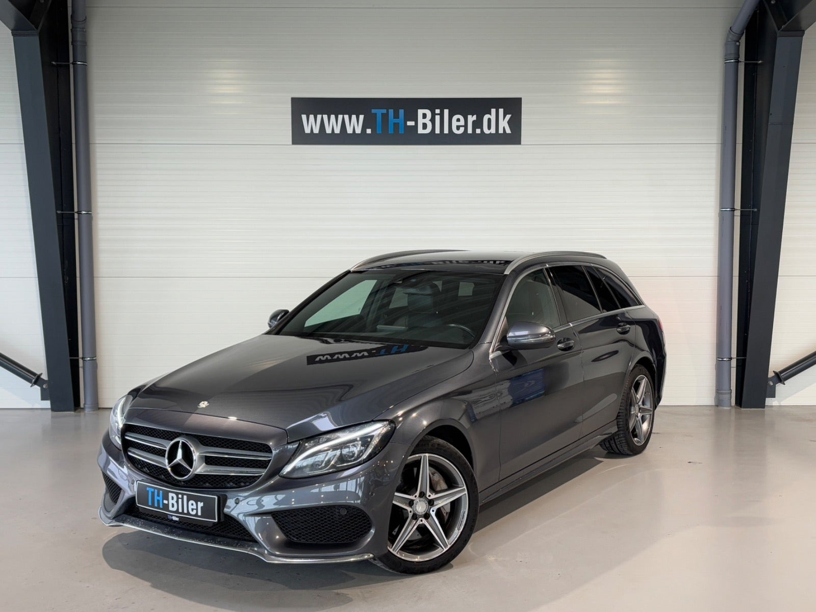 Sort Mercedes C400 fra 2016
