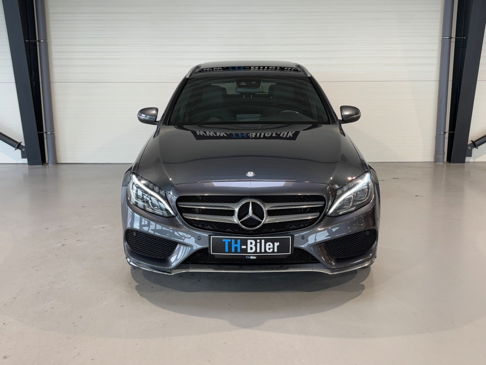 Sort Mercedes C400 fra 2016