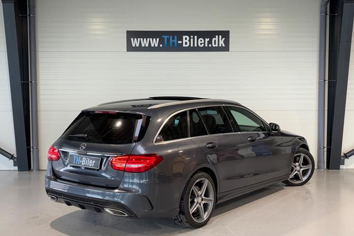 Sort Mercedes C400 fra 2016