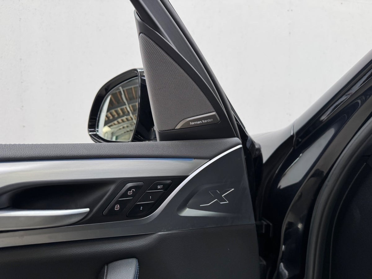 Sort BMW iX3 fra 2022