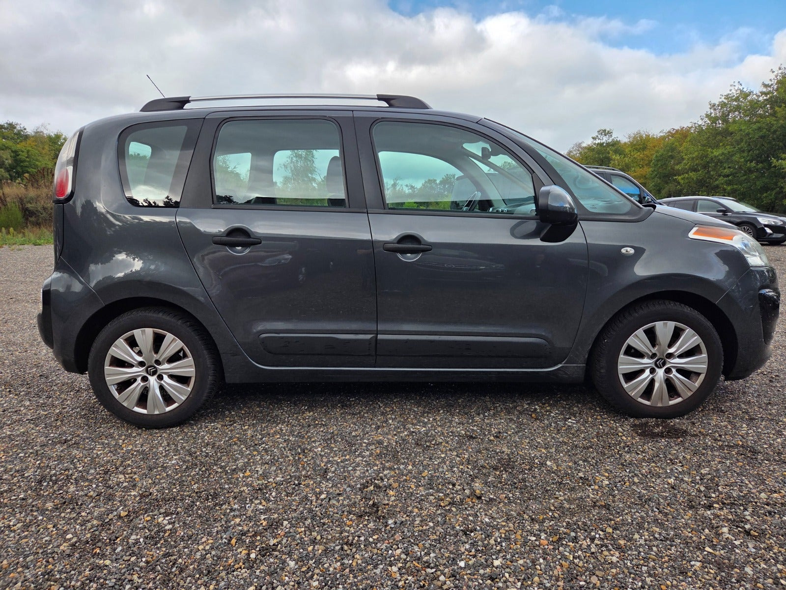 Grå Citroën C3 Picasso fra 2016