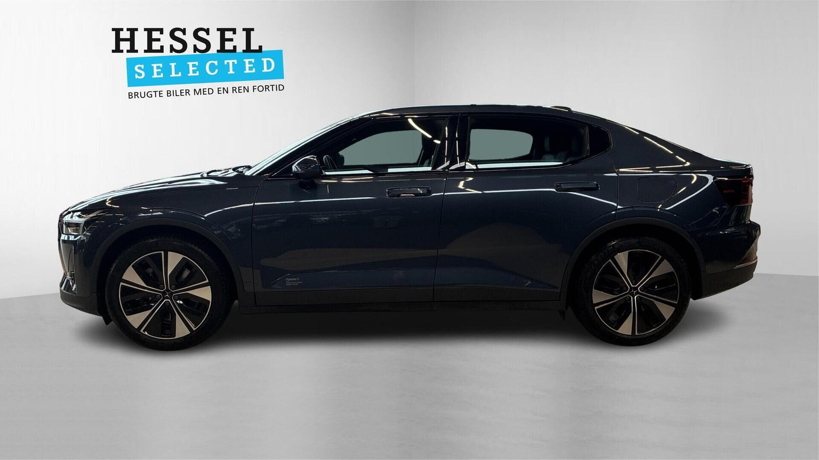 Blå Polestar 2 fra 2023
