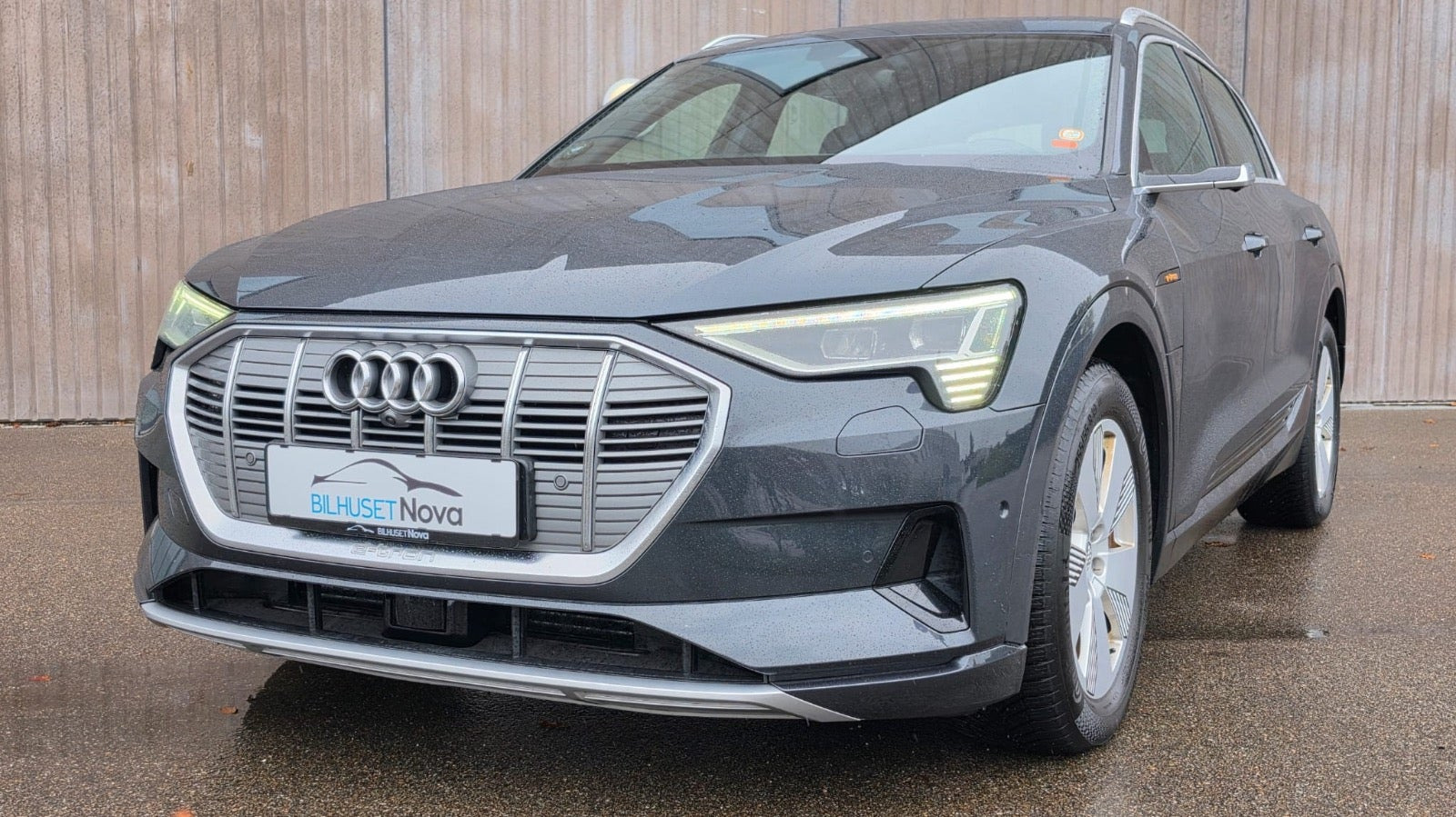 Audi e-tron 55 quattro