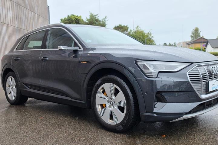 undefined Audi e-tron fra 2019