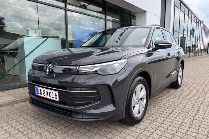 Grå VW Tiguan fra 2026