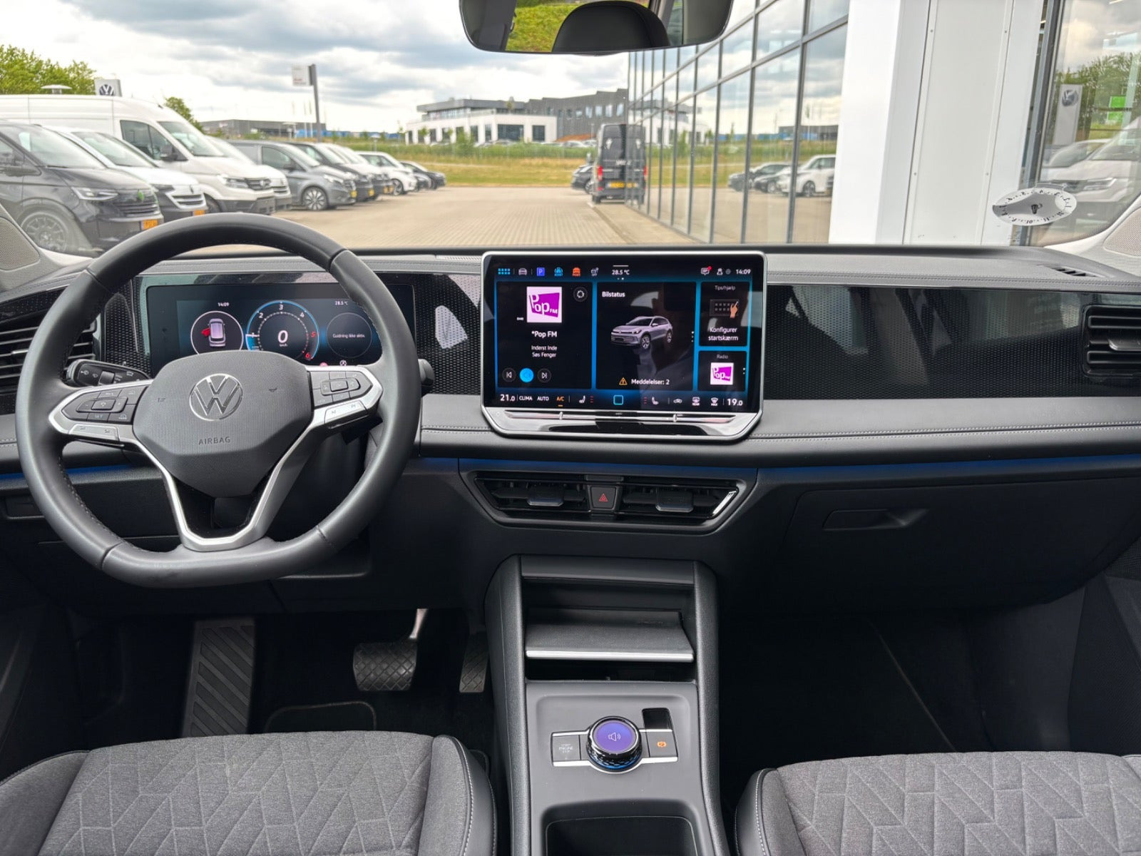 Grå VW Tiguan fra 2026