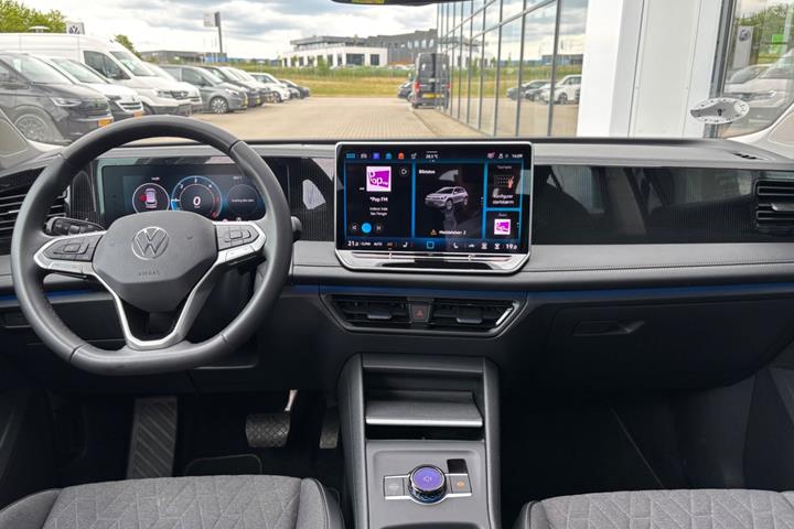 Grå VW Tiguan fra 2026