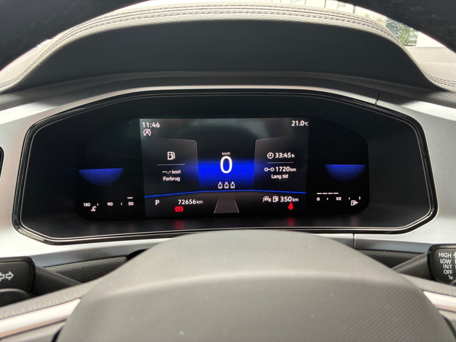Grå VW T-Roc fra 2022