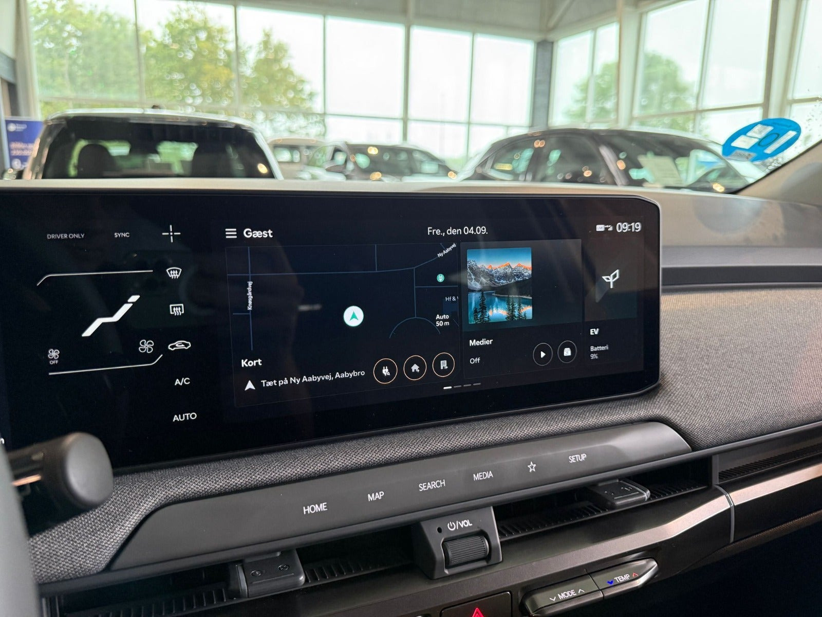 Sølv Kia EV3 fra 2025