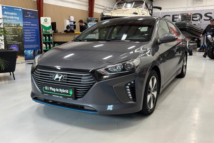 Grå Hyundai Ioniq fra 2019