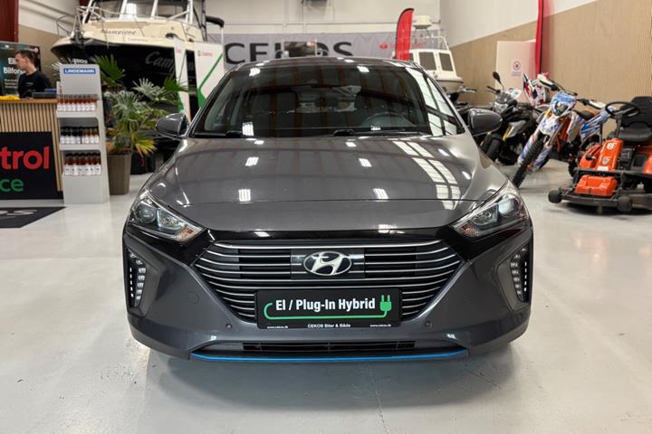 Grå Hyundai Ioniq fra 2019